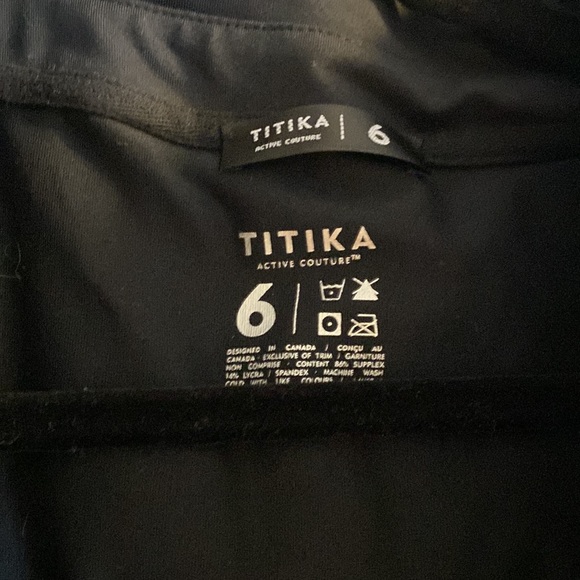 Titika sweater with removable top layer. - Picture 4 of 5
